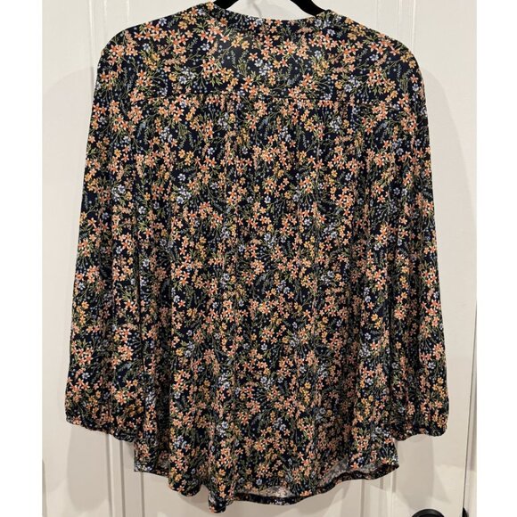 NWT Vince Camuto 3/4 Length Sleeve Navy Floral Top - Picture 7 of 7